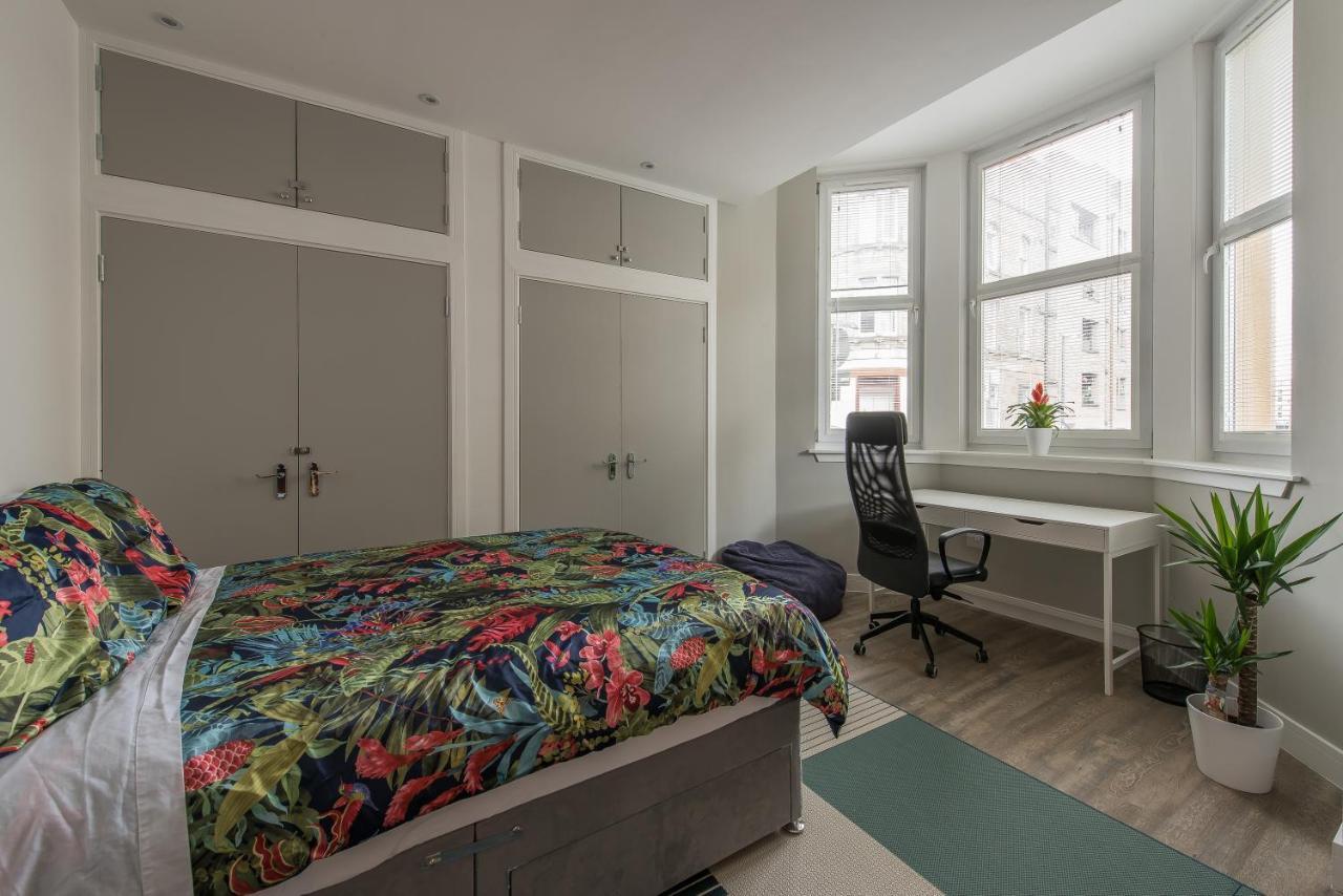 Apartment Haymarket Spacious 3 Bedroom Street Level EDI